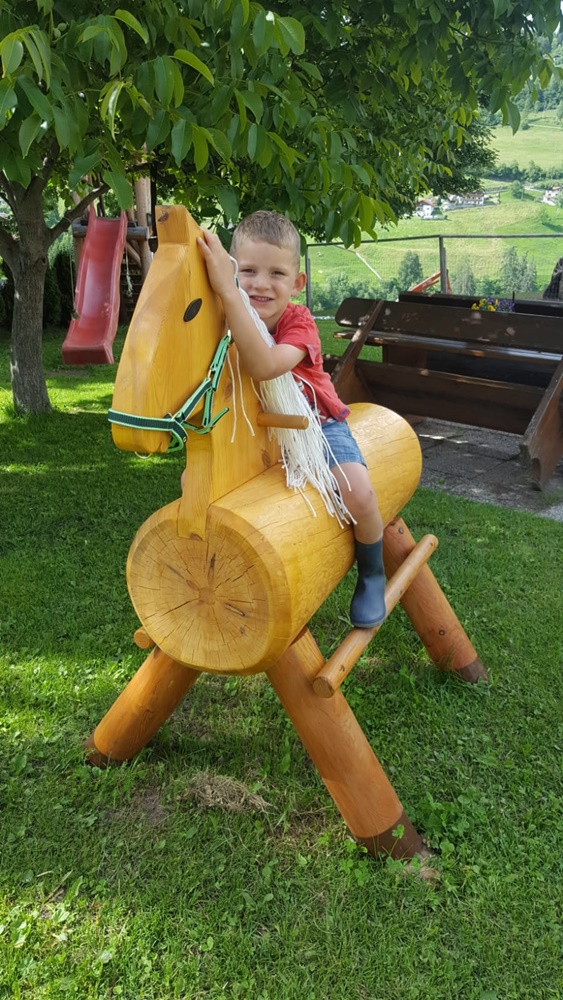 Holzpferd