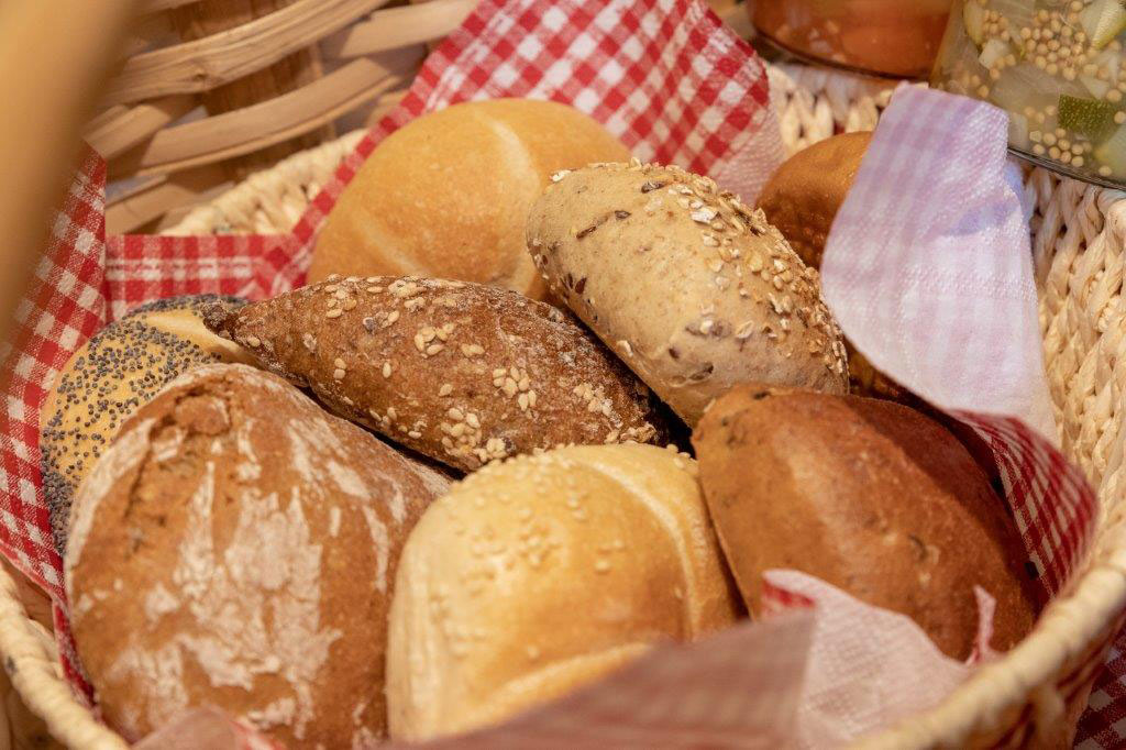 Frühstück im Körbchen